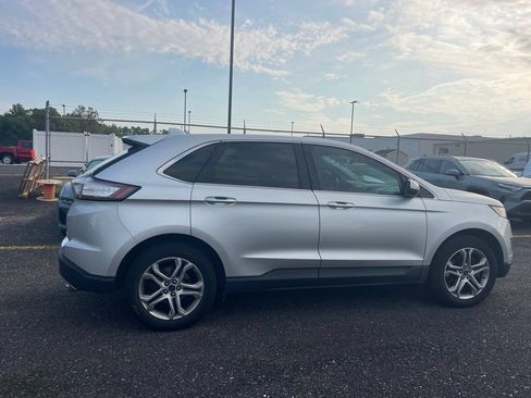 Used 2015 Ford Edge Titanium AWD/4WD image 6