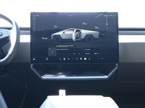 Used 2024 Tesla Cybertruck AWD Crew Cab image 29