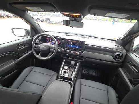 Used 2024 Chevrolet Colorado Trail Boss w/ Advanced Trailering Package AWD/4WD image 15