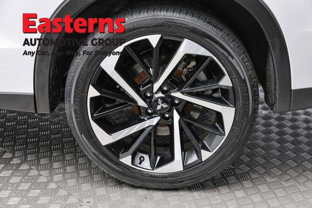Used 2024 Mitsubishi Outlander SE AWD/4WD image 10