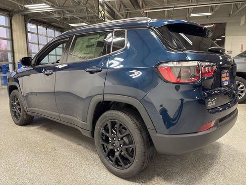 New 2026 Jeep Compass Latitude AWD/4WD image 4