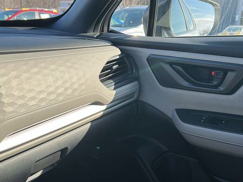 Certified 2025 Subaru Forester w/ Convenience Package #2 image 17