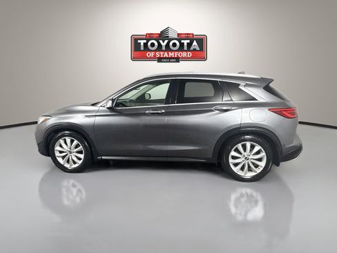 Used 2019 INFINITI QX50 Essential w/ Premium Heat Package AWD/4WD image 4