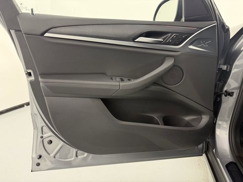 Used 2024 BMW X3 xDrive30i w/ Premium Package w/ZPA image 12