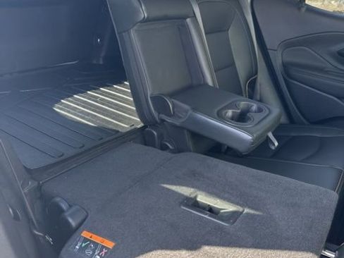 Used 2022 GMC Terrain AT4 w/ Infotainment Package II image 50