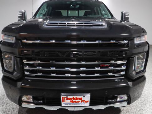 Used 2022 Chevrolet Silverado 2500 LTZ w/ Z71 Chrome Sport Edition AWD/4WD image 4