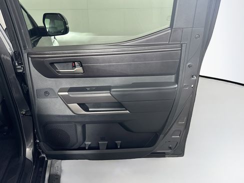 Used 2022 Toyota Tundra SR5 image 29