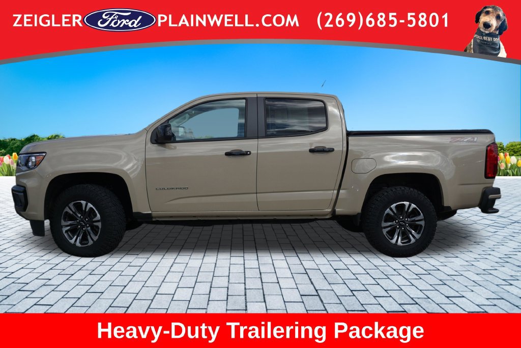 Used 2022 Chevrolet Colorado Z71 AWD/4WD image 2