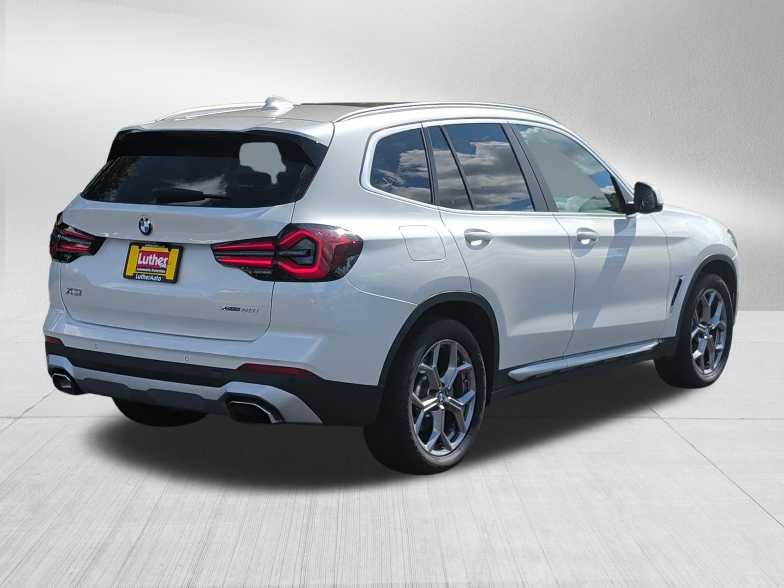 Used 2022 BMW X3 xDrive30i w/ Premium Package 2 AWD/4WD image 8