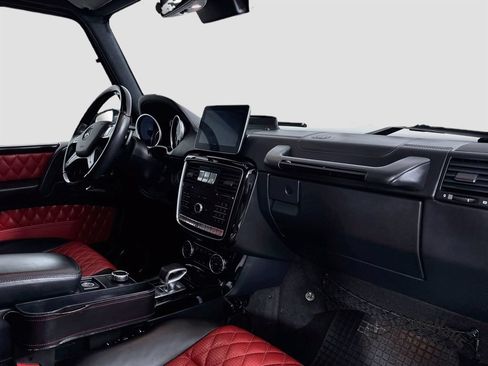 Used 2017 Mercedes-Benz G 63 AMG 4MATIC image 36
