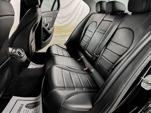 Used 2017 Mercedes-Benz C 300 4MATIC Sedan image 9