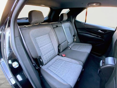 Used 2024 Chevrolet Equinox LT w/ LPO, Floor Liner Package image 17