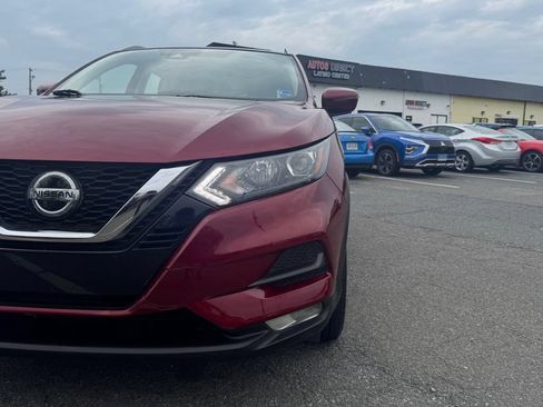 Used 2022 Nissan Rogue Sport SV AWD/4WD image 34