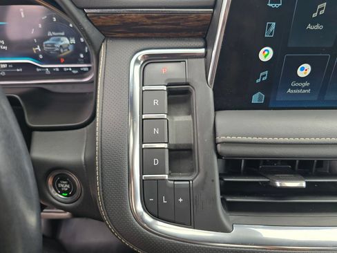Certified 2022 Chevrolet Tahoe Premier AWD/4WD image 24