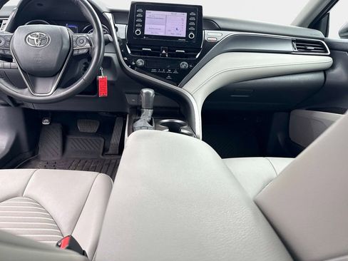 Used 2024 Toyota Camry SE image 24