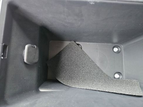 Used 2025 Toyota Camry LE image 29