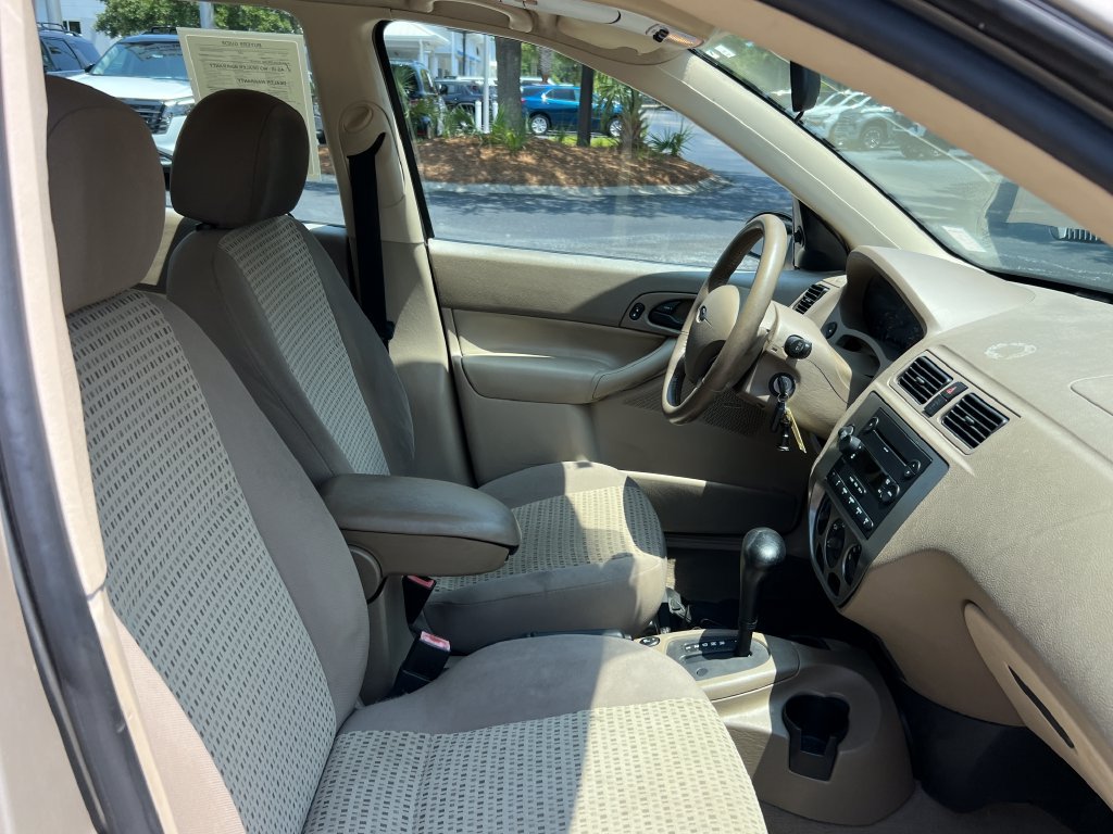 Used 2006 Ford Focus ZXW Wagon FWD image 17
