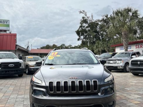 Used 2017 Jeep Cherokee 75th Anniversary image 1