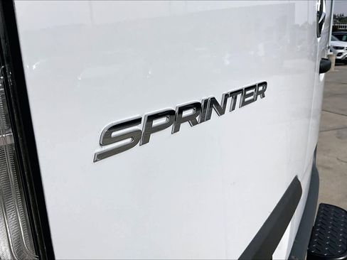New 2025 Mercedes-Benz Sprinter 2500 image 15