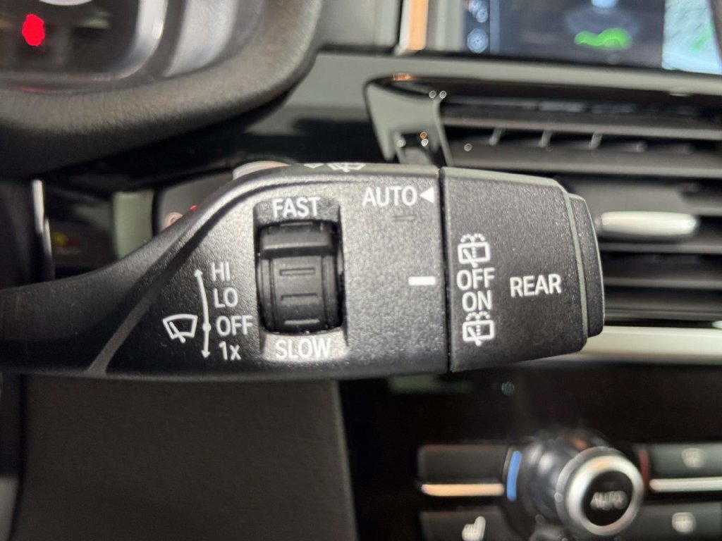Used 2017 BMW X3 xDrive28i AWD/4WD image 23