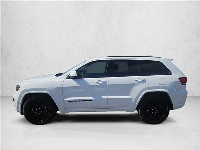 Used 2021 Jeep Grand Cherokee Laredo X AWD/4WD image 3