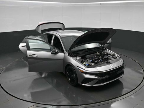 New 2026 Hyundai Elantra SEL Sport Premium image 38