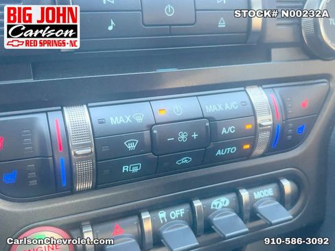 Used 2022 Ford Mustang Shelby GT500 w/ Technology Package RWD image 21