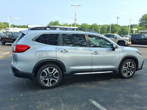 Used 2023 Subaru Ascent Touring AWD/4WD image 8