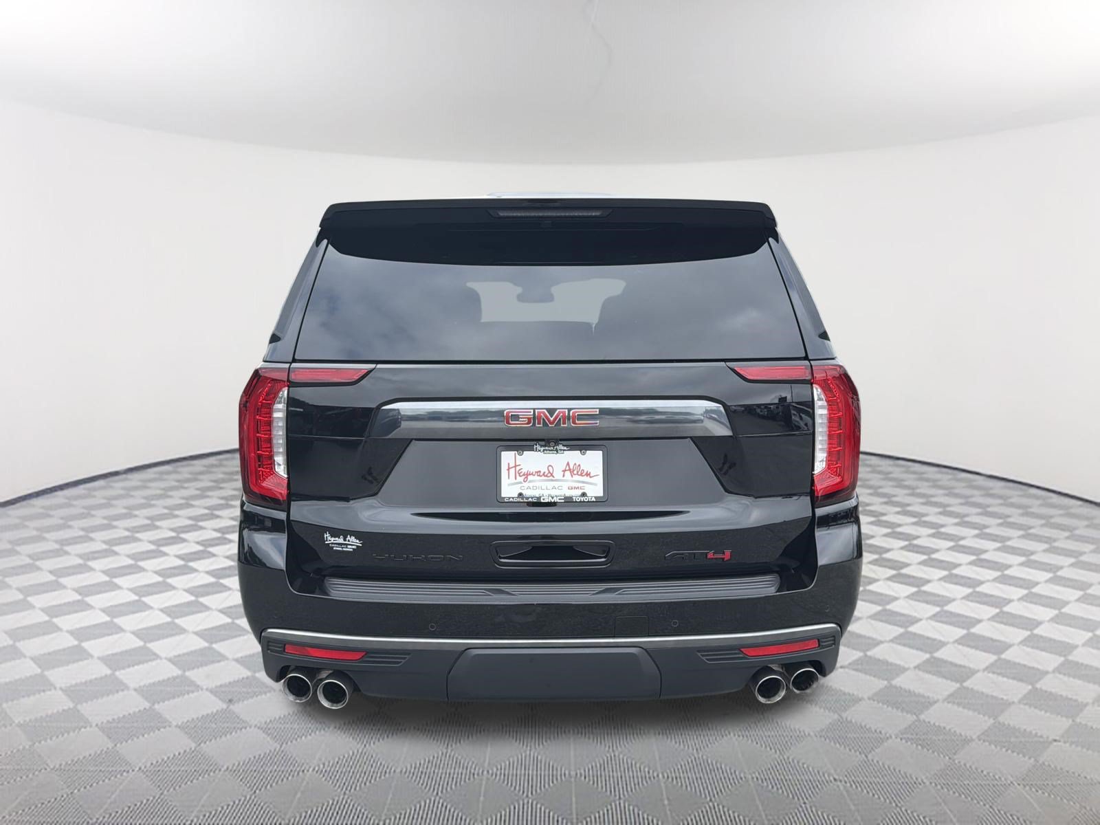 Certified 2023 GMC Yukon AT4 w/ AT4 Premium Plus Package AWD/4WD image 7