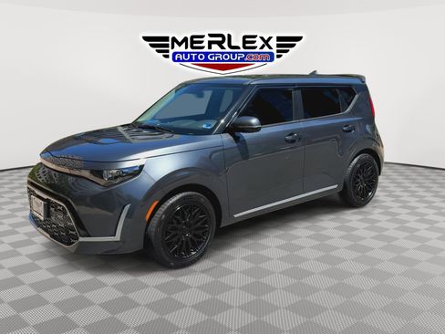 Used 2024 Kia Soul GT-Line FWD image 4