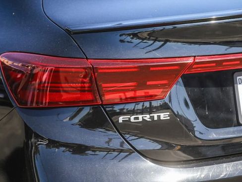 Certified 2024 Kia Forte GT-Line w/ GT-Line Premium Package image 11