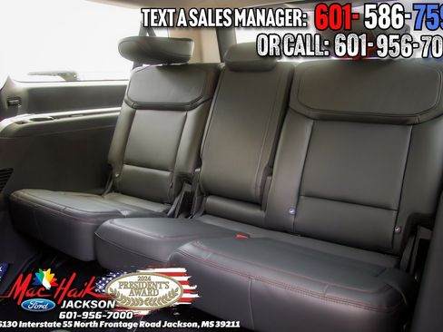 New 2026 Ford Expedition Active image 9