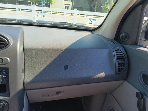 Used 2003 Saturn Vue AWD image 14