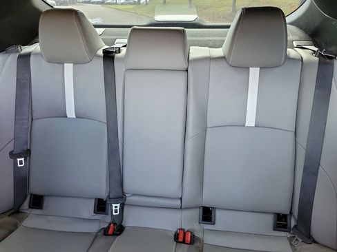 Used 2025 Toyota Camry SE w/ Convenience Package FWD image 17