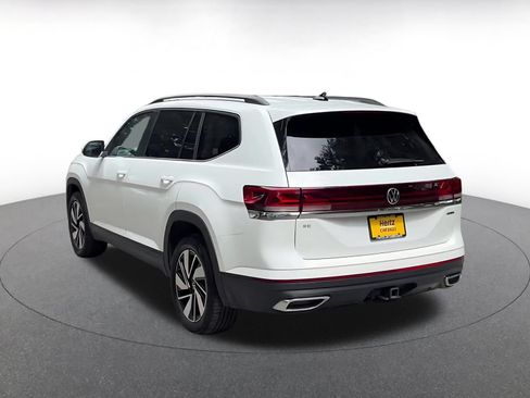 Used 2025 Volkswagen Atlas SE AWD/4WD image 11