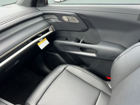 New 2027 Kia Telluride S w/ Towing Package FWD image 12