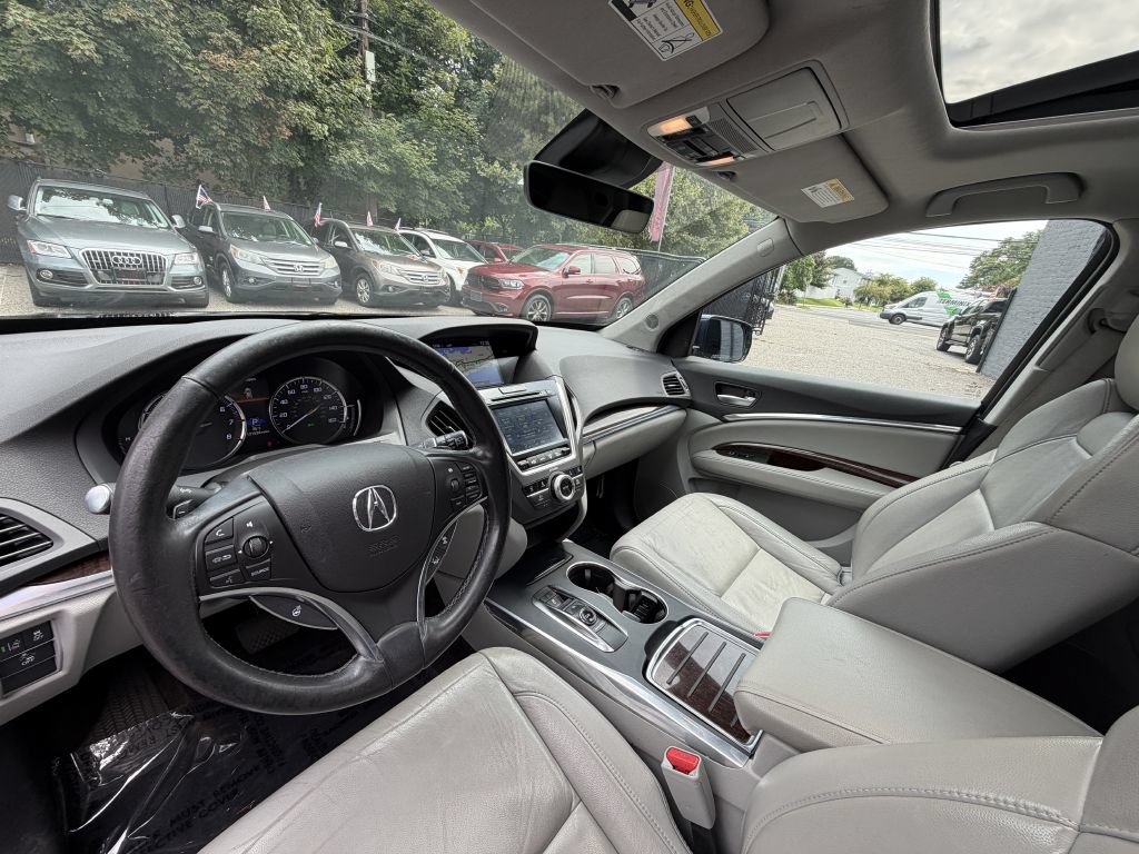Used 2017 Acura MDX w/ Technology Package AWD/4WD image 10