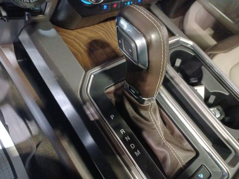 Used 2019 Ford F150 Limited w/ Trailer Tow Package image 22