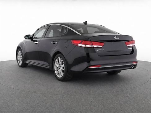 Used 2017 Kia Optima LX FWD image 5