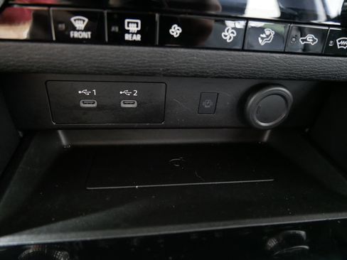 Used 2025 Mitsubishi Outlander SE AWD/4WD image 31