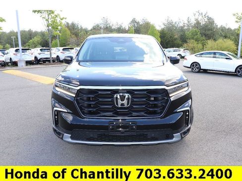 Used 2025 Honda Pilot EX-L image 2