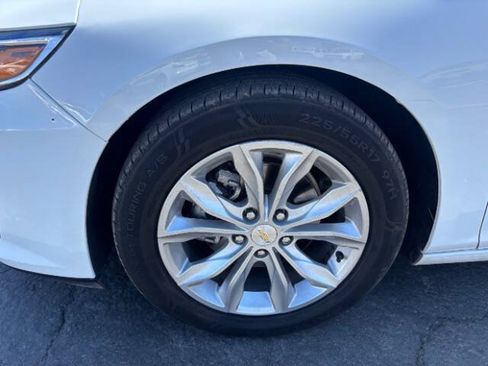 Used 2022 Chevrolet Malibu LT FWD image 9