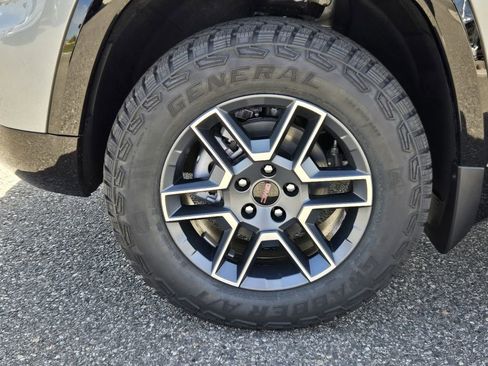 New 2026 GMC Terrain AT4 w/ Convenience Package III AWD/4WD image 8