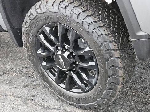 New 2026 Chevrolet Silverado 2500 LT w/ Trail Boss Package image 5