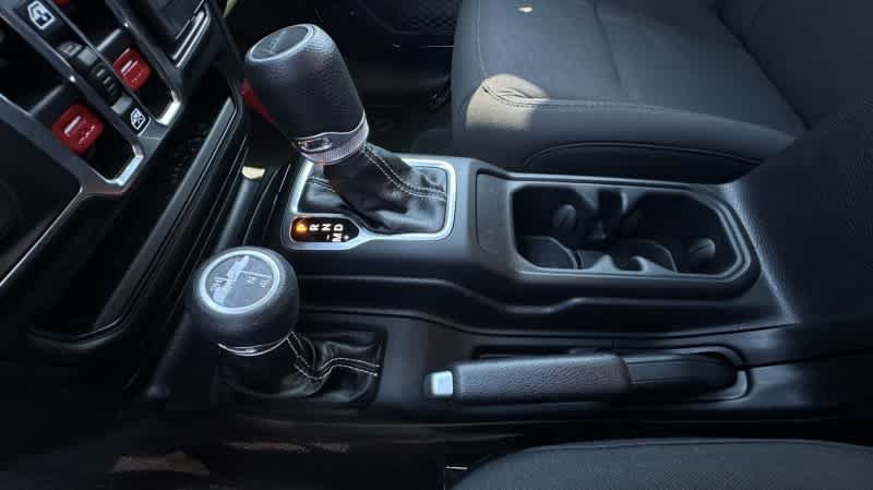 Used 2020 Jeep Gladiator Overland AWD/4WD image 20
