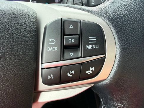 Used 2021 Ford Explorer XLT w/ Equipment Group 202A AWD/4WD image 20
