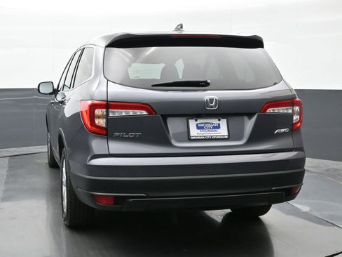 Used 2020 Honda Pilot LX image 3