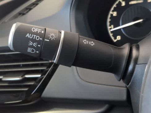 Used 2026 Acura RDX SH-AWD image 29