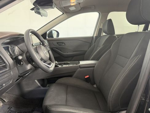 Used 2023 Nissan Rogue S FWD image 14