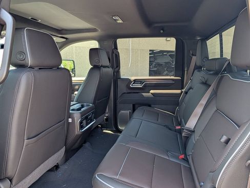 New 2026 GMC Sierra 3500 Denali w/ Denali Reserve Package AWD/4WD image 35